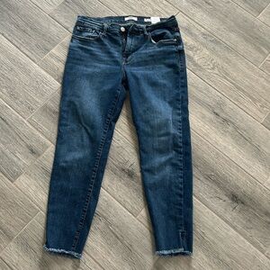 Women’s cropped skinny jeans